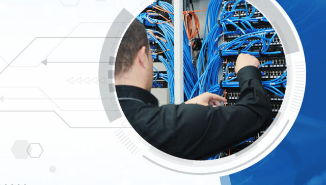 تمديد شبكات الهاتف والإنترنت